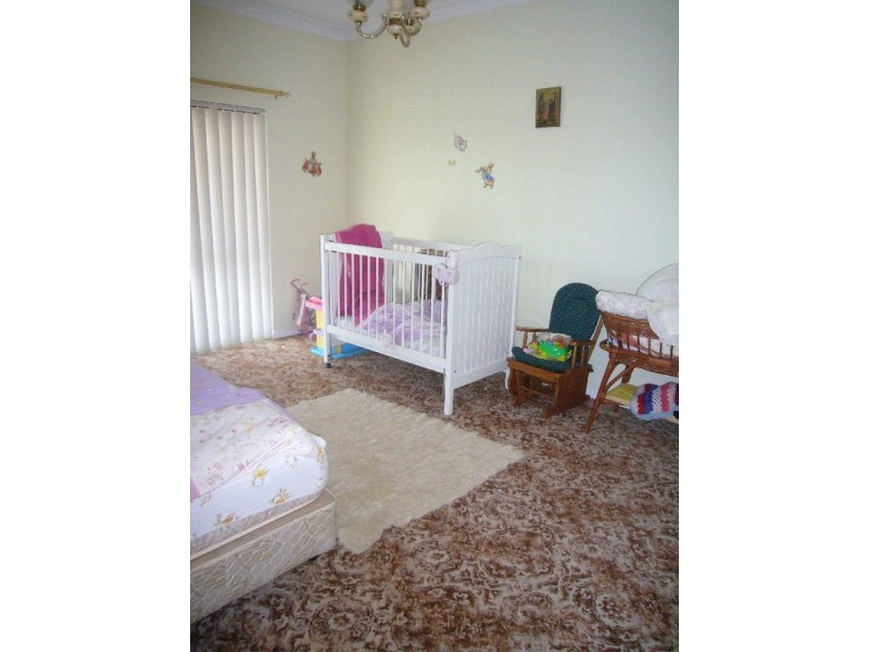 28 Albion Street, Roselands NSW 2196