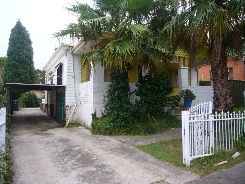 42 Martin Street, Roselands NSW 2196