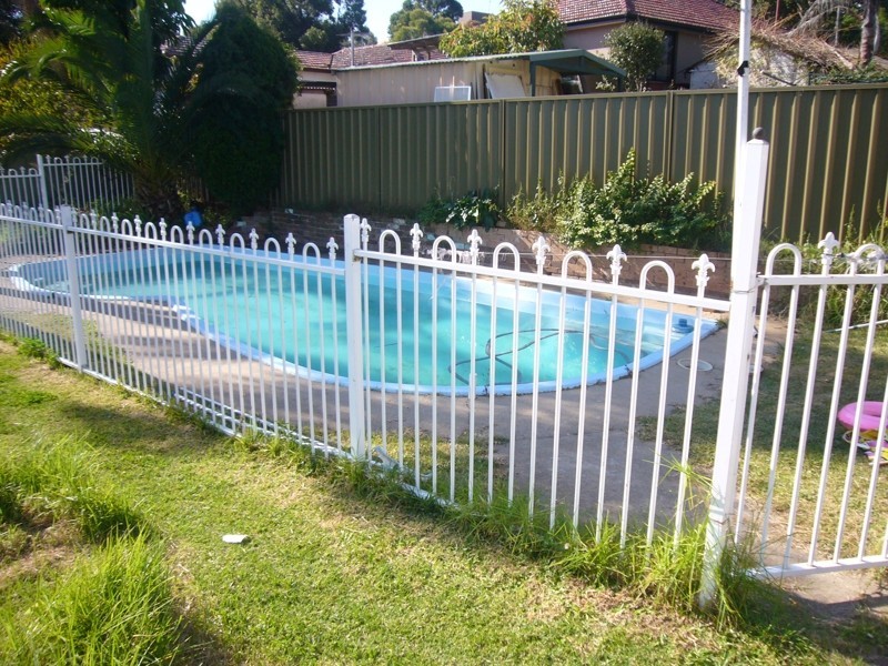 42 Martin Street, Roselands NSW 2196