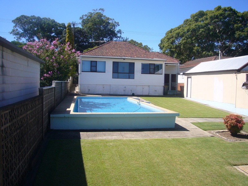 533 Forest Road, Mortdale NSW 2223