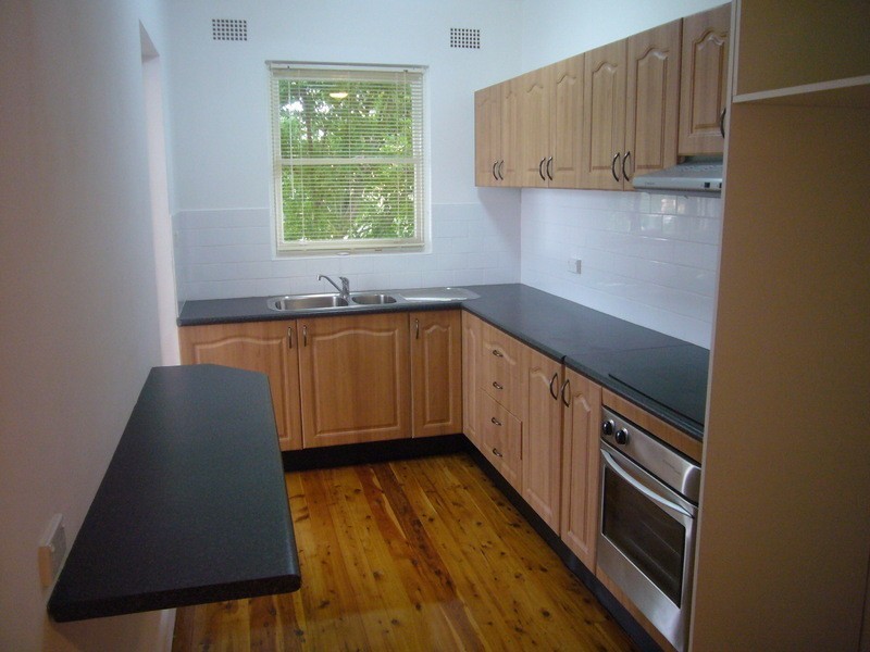 16 Meadowlands Road, Peakhurst NSW 2210