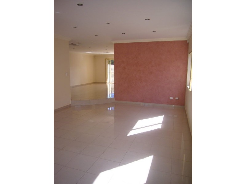 71 Payten Avenue, Roselands NSW 2196