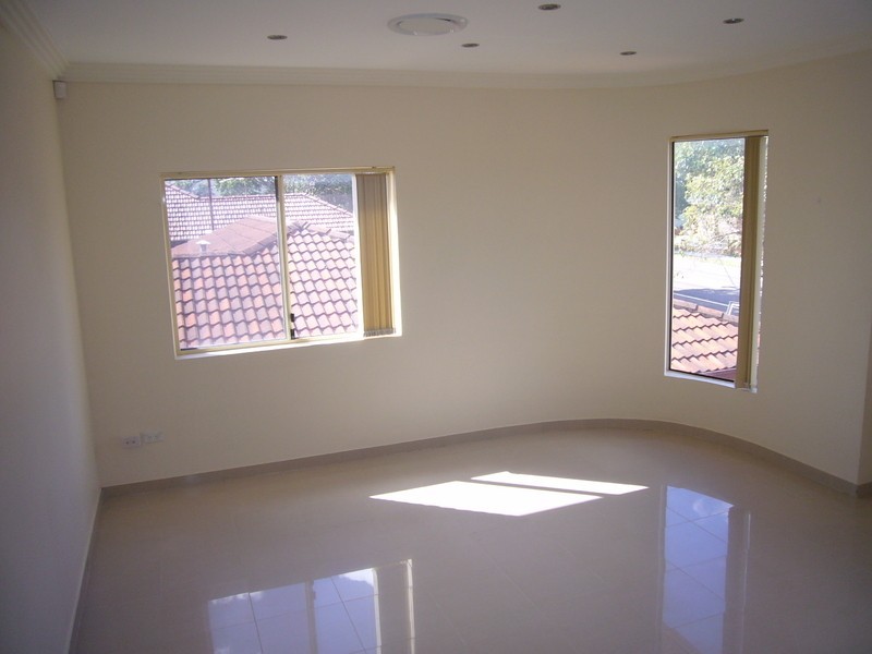 71 Payten Avenue, Roselands NSW 2196