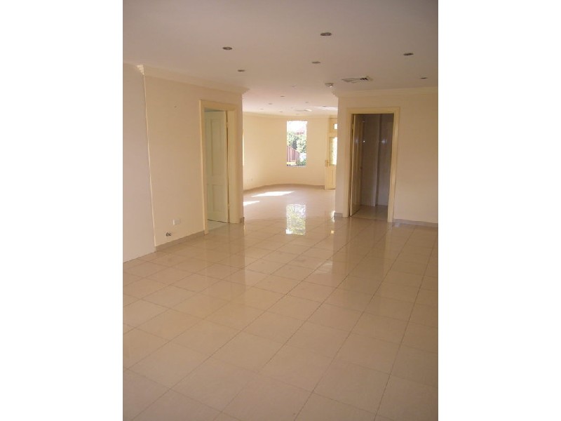 71 Payten Avenue, Roselands NSW 2196