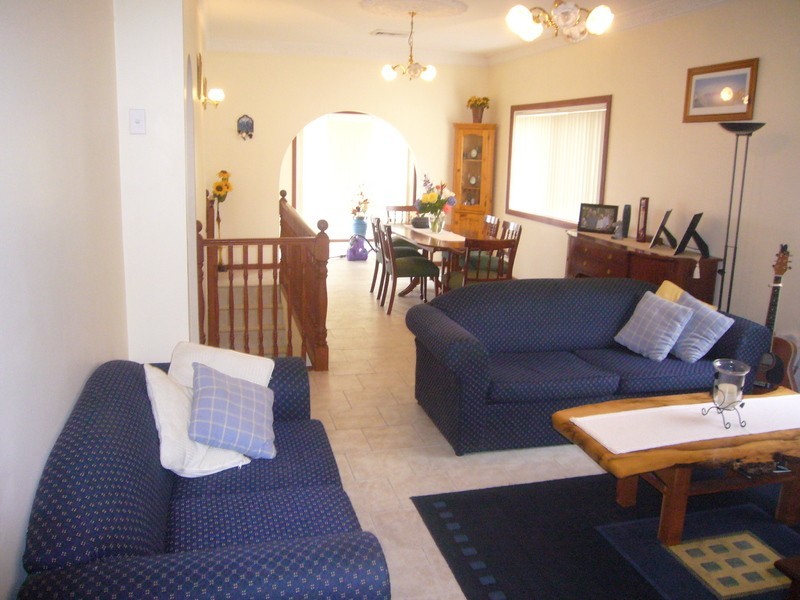 17 Edmund Street, Beverly Hills NSW 2209