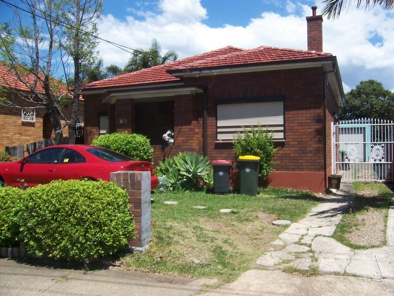 393 King Georges Road, Beverly Hills NSW 2209