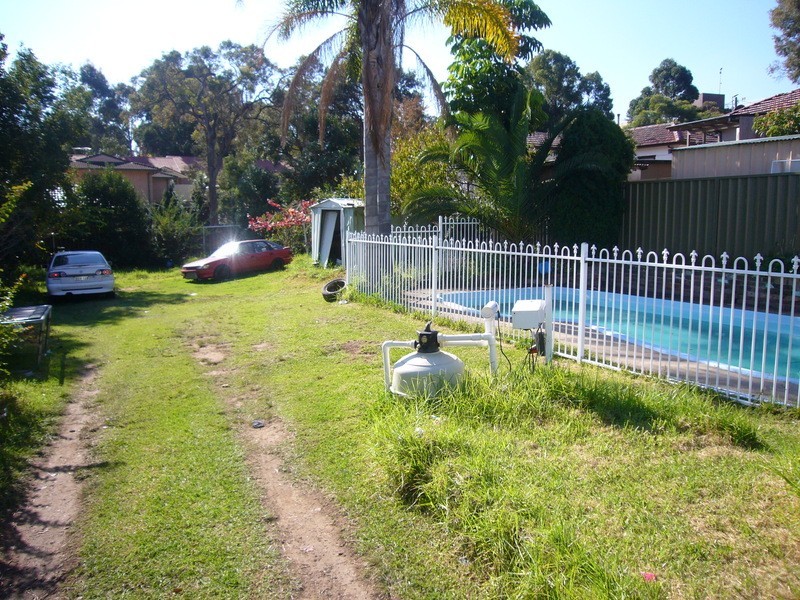 42 Martin Street, Roselands NSW 2196