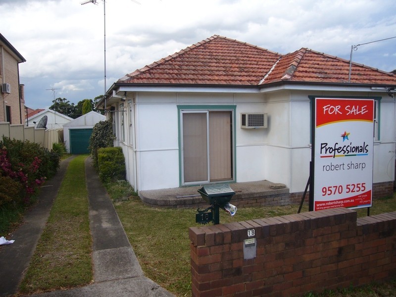 18 Emily Street, Hurstville NSW 2220