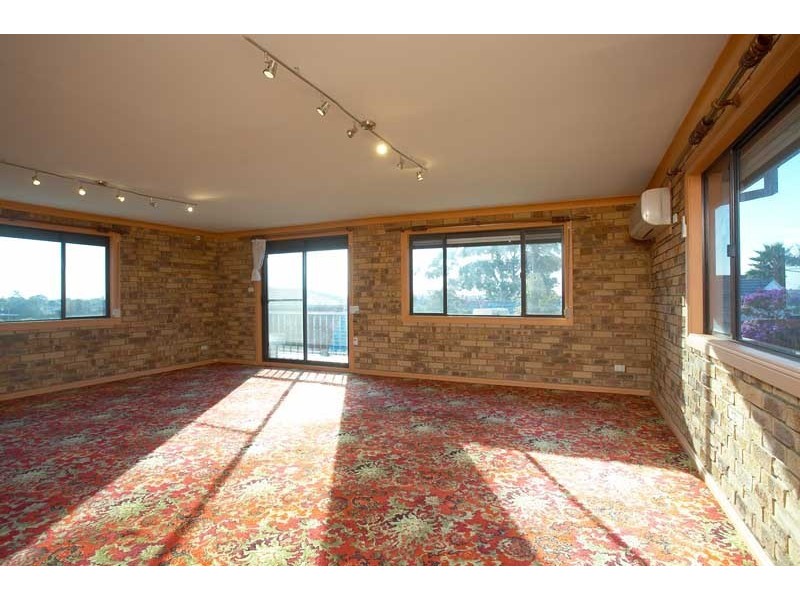 79 Canarys Road, Roselands NSW 2196