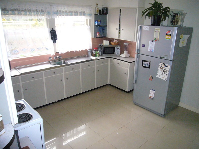 9 Wiggins Avenue, Beverly Hills NSW 2209