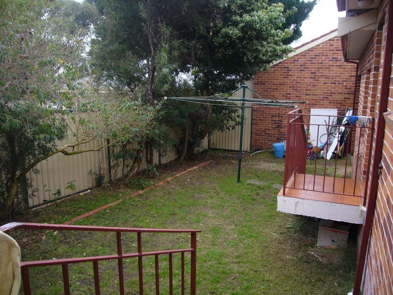 2/32 Bower Street, Roselands NSW 2196