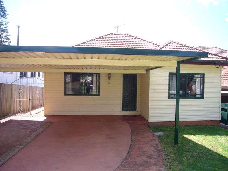 52 Armitree Street, Kingsgrove NSW 2208