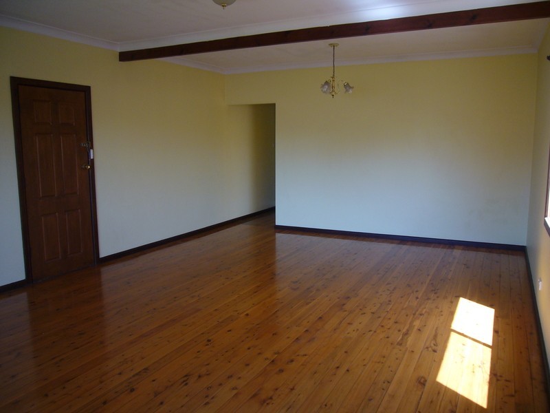 9 Eva Street, Roselands NSW 2196