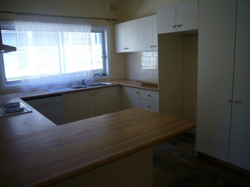 9 Eva Street, Roselands NSW 2196