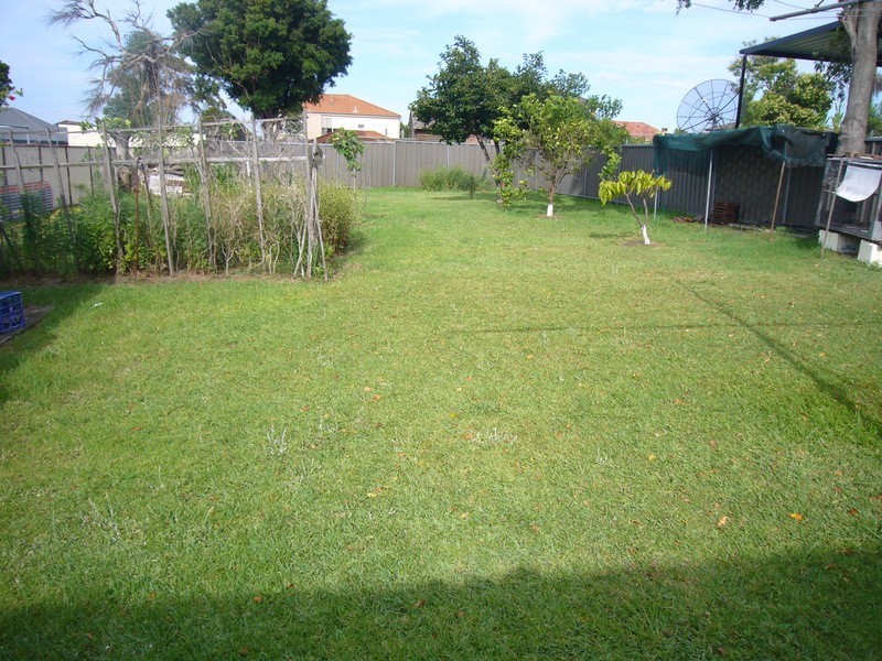 40 McCallum Street, Roselands NSW 2196