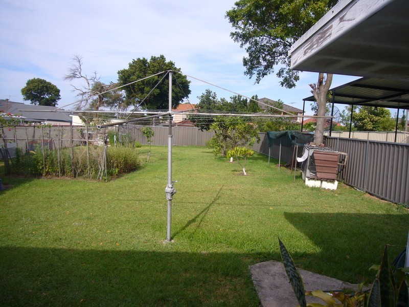 40 McCallum Street, Roselands NSW 2196