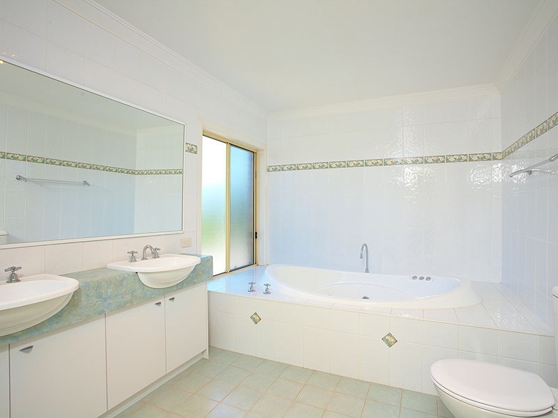 70 Welfare Avenue, Beverly Hills NSW 2209