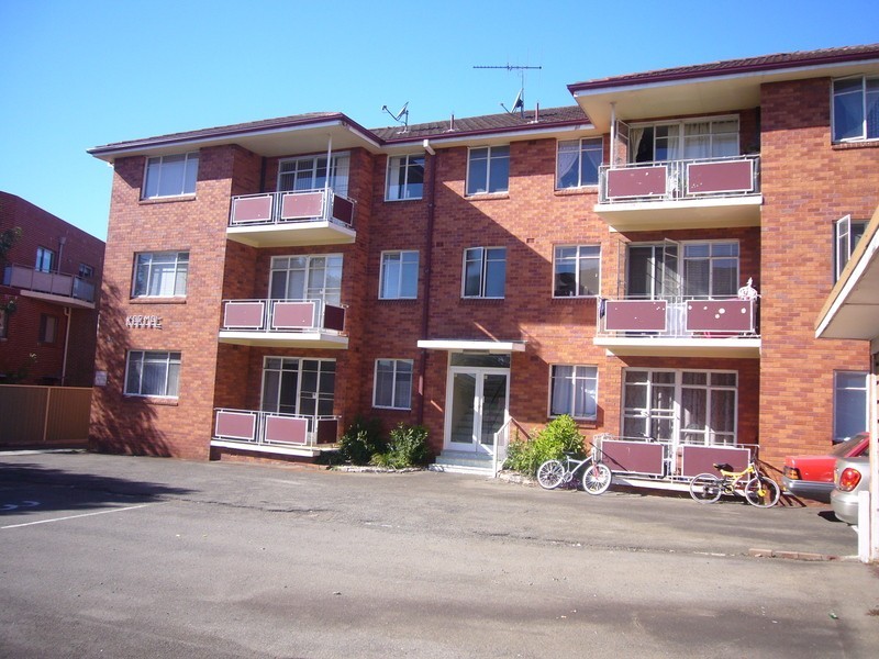 4/40 Broadarrow Road, Narwee NSW 2209