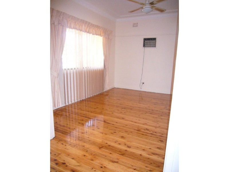 24 Ridgewell Street, Roselands NSW 2196