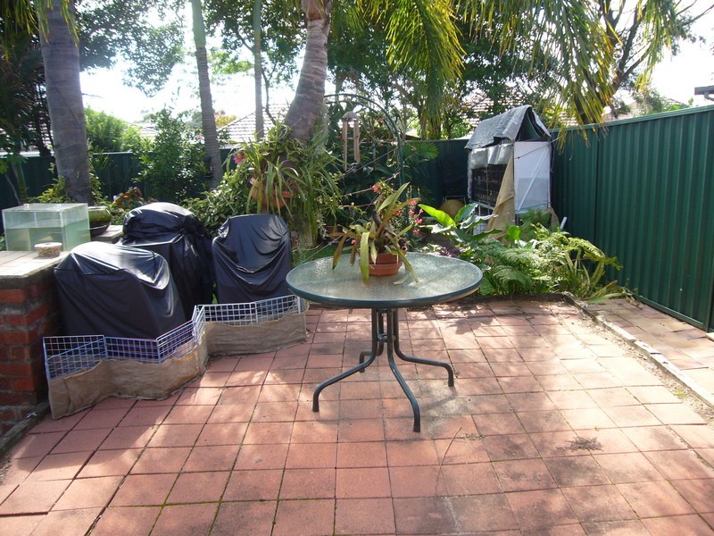 14 Warne Crescent, Beverly Hills NSW 2209