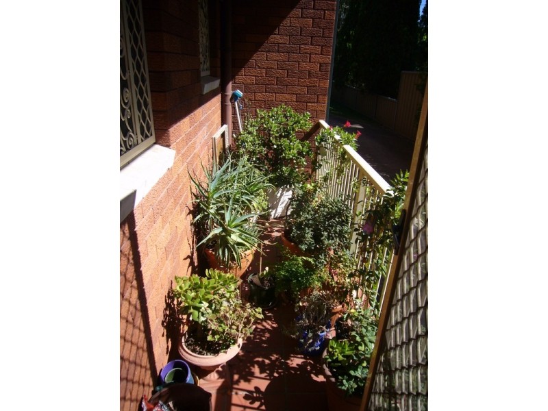 1/12 Nicoll Street, Roselands NSW 2196