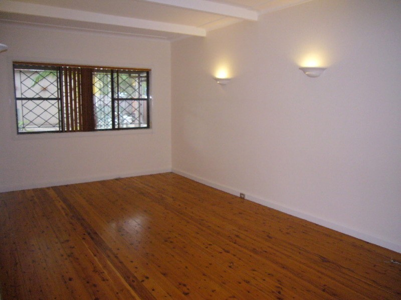 1 Rogers Street, Roselands NSW 2196