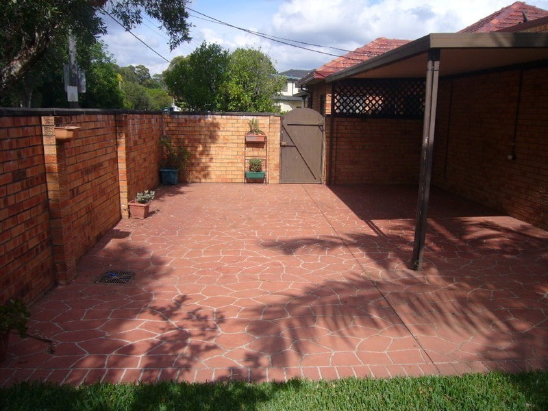 1 Rogers Street, Roselands NSW 2196