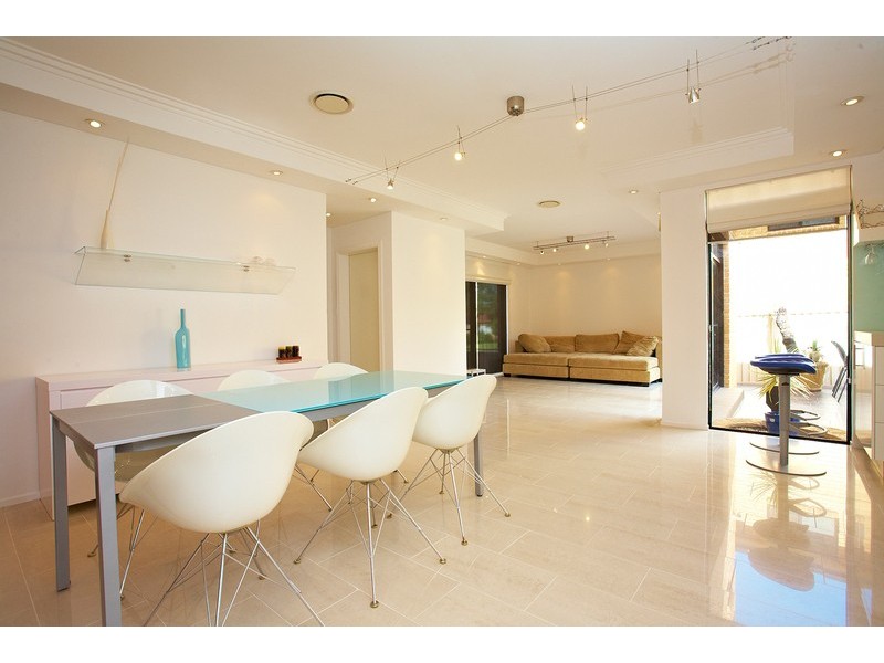 64 Central Road, Beverly Hills NSW 2209