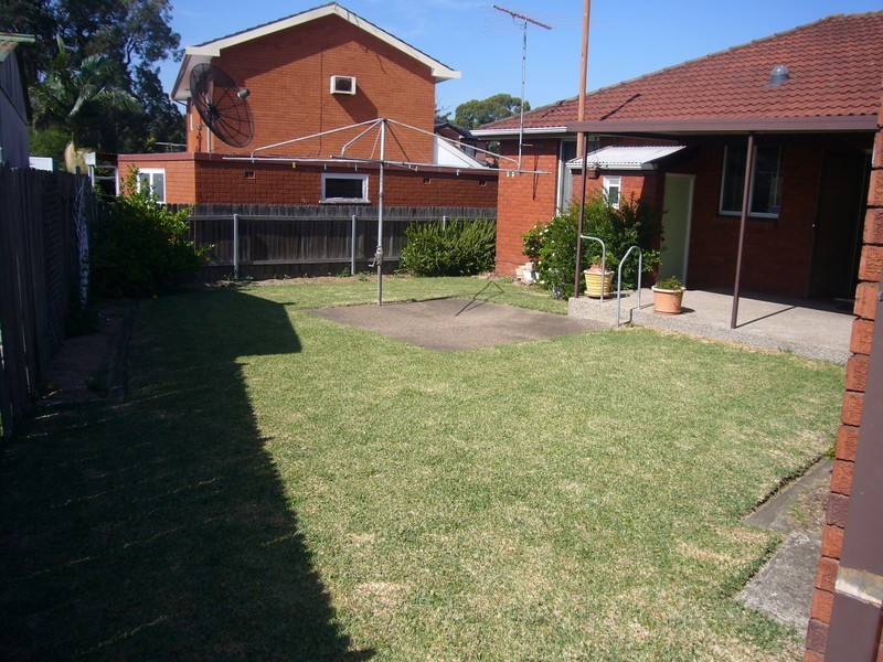 7 Stephen Place, Roselands NSW 2196