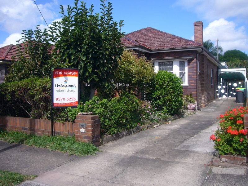 15 Norfolk Avenue, Beverly Hills NSW 2209