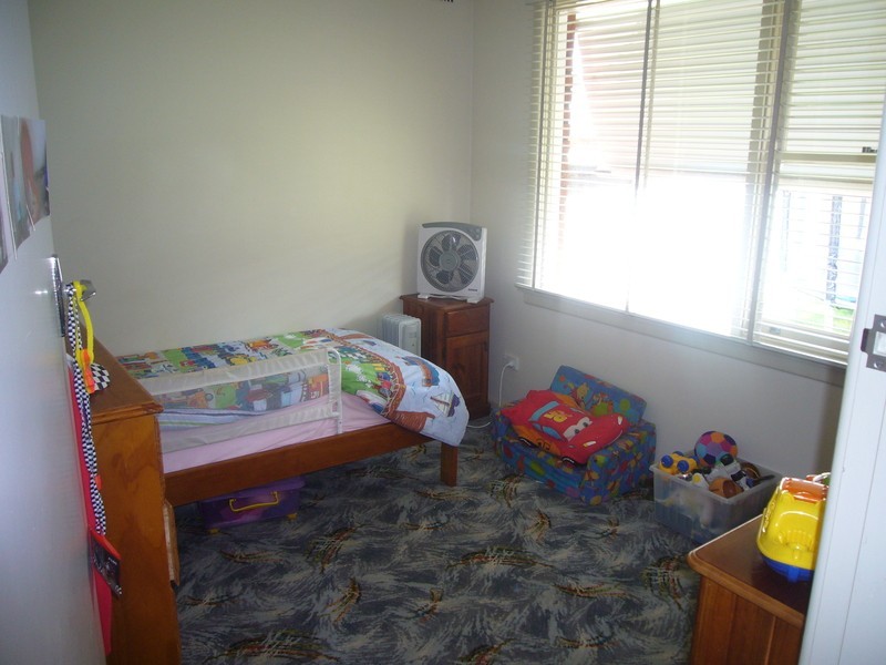 10 Enid Avenue, Roselands NSW 2196