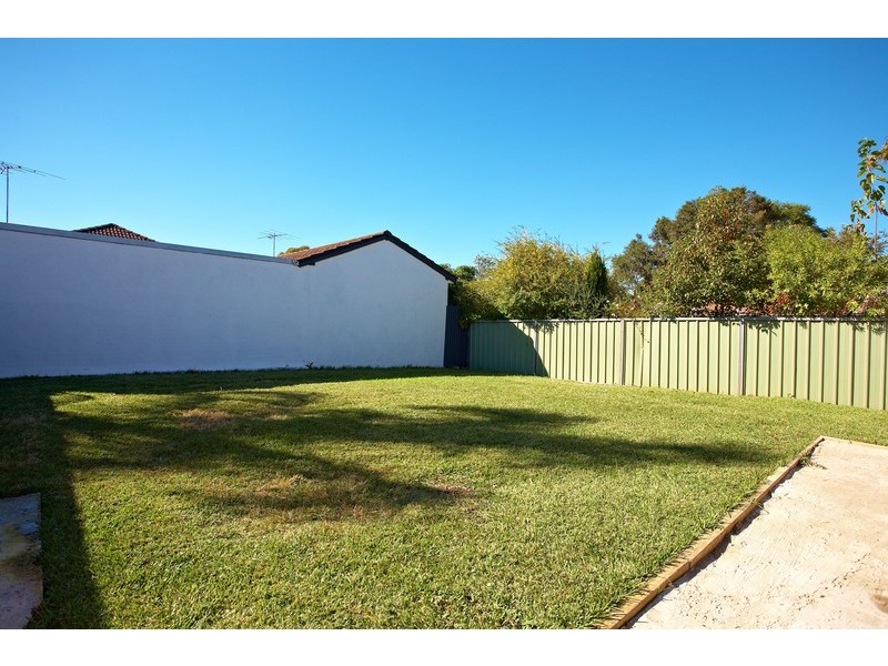 18 Ludgate Street, Roselands NSW 2196