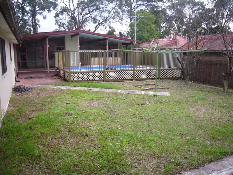 82 Belmore Road, Peakhurst NSW 2210