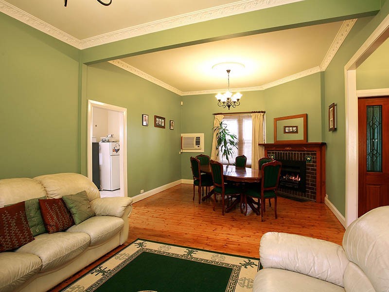 12 Stoddart Street, Roselands NSW 2196