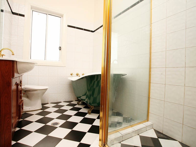 12 Stoddart Street, Roselands NSW 2196