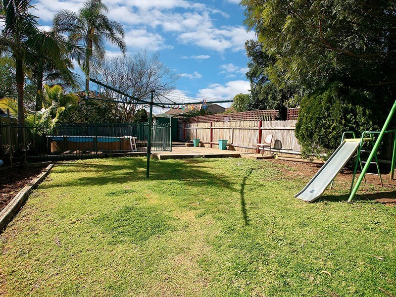 12 Stoddart Street, Roselands NSW 2196