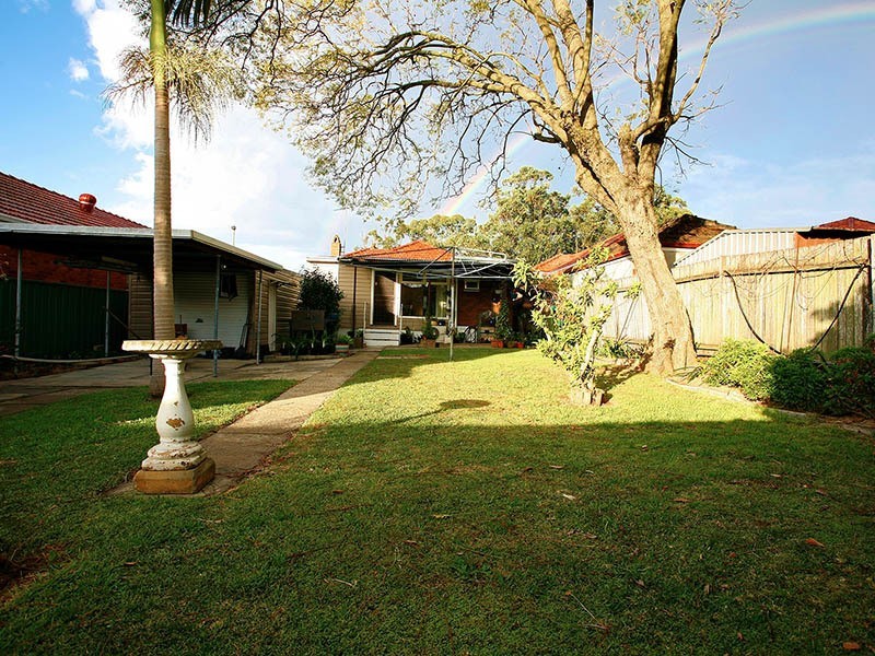 16 Cooloongatta Road, Beverly Hills NSW 2209