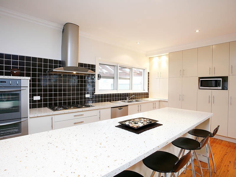 10 Smee Avenue, Roselands NSW 2196