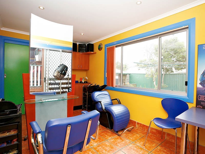 10 Smee Avenue, Roselands NSW 2196