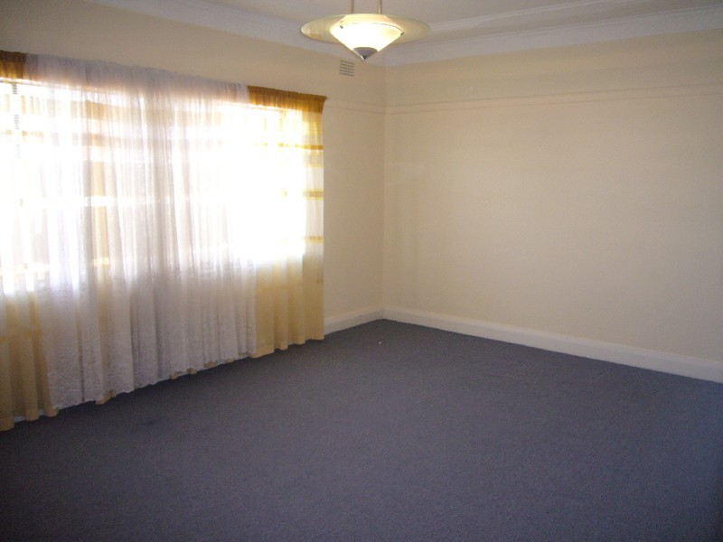 1/241 Kingsgrove Road, Kingsgrove NSW 2208