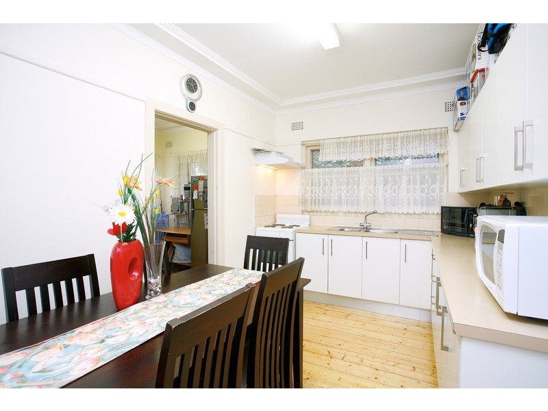 1/8 Edgbaston Road, Beverly Hills NSW 2209