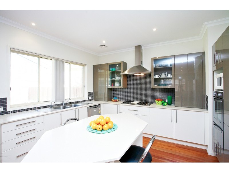 17 Cahill Street, Beverly Hills NSW 2209