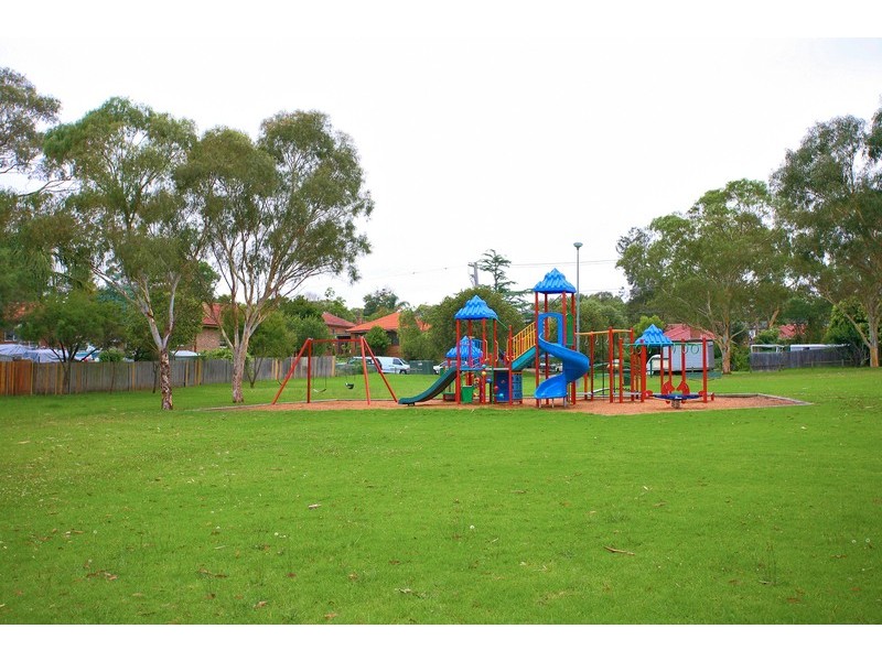 16 Munmurra Road, Riverwood NSW 2210