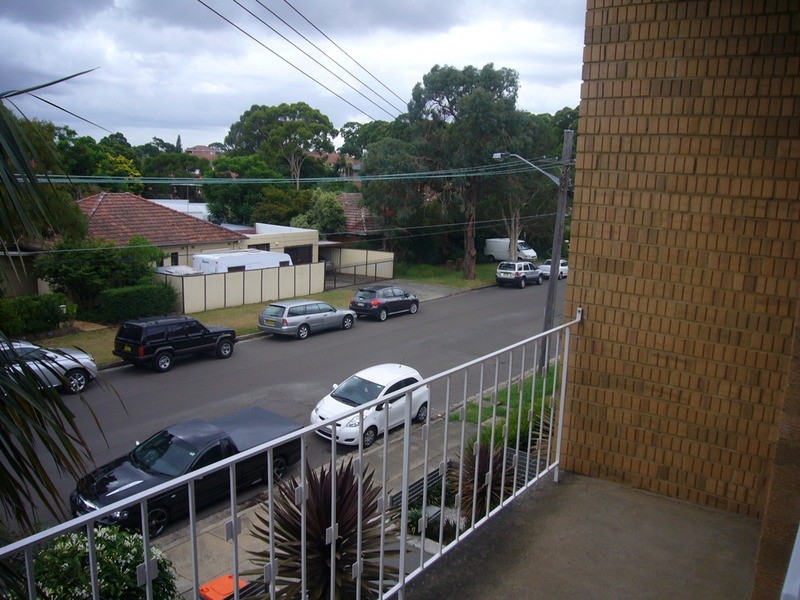 1/75 Kingsway, Kingsgrove NSW 2208