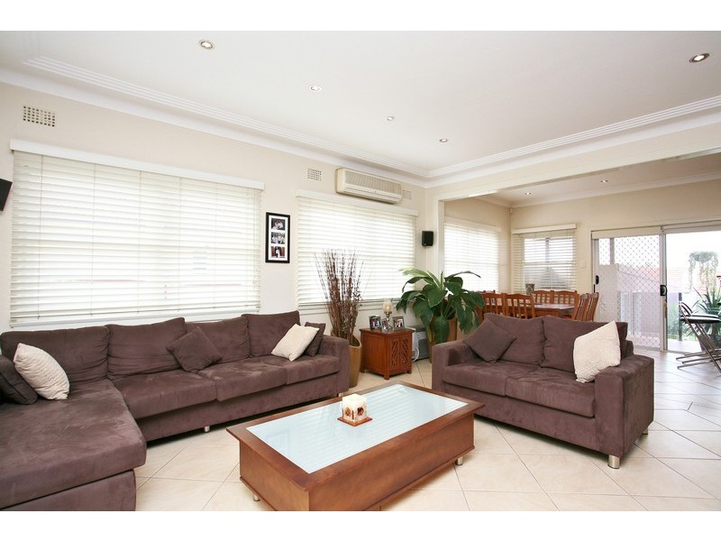 59 Coolongatta Road, Beverly Hills NSW 2209