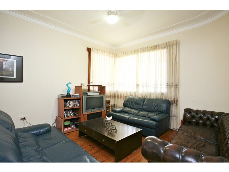 135 Morts Road, Mortdale NSW 2223