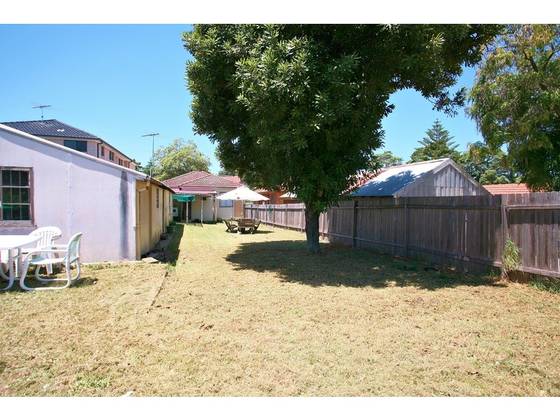 135 Morts Road, Mortdale NSW 2223