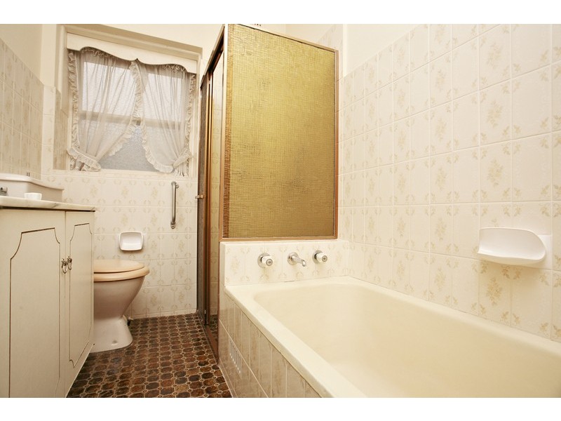 22 Illawarra Parade, Beverly Hills NSW 2209