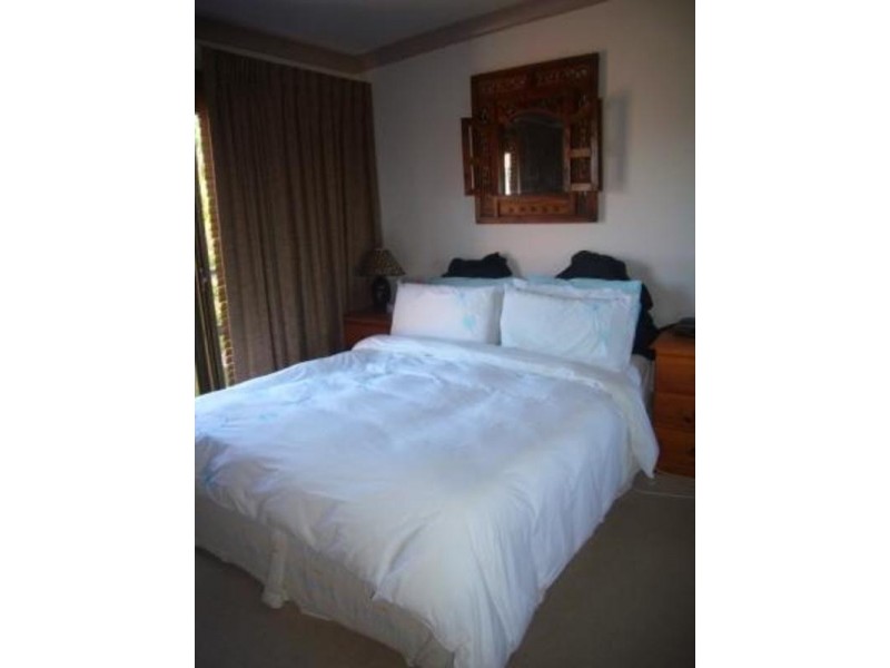 18 Moons Avenue, Lugarno NSW 2210