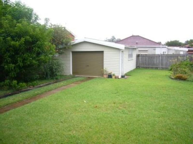 16 Rogers Street, Roselands NSW 2196